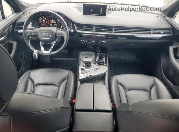 WA1LAAF71JD014143 2018 AUDI Q7 Silver Dashboard view