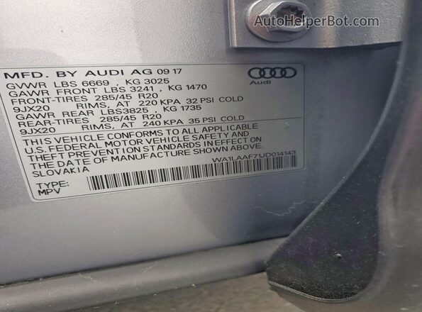 WA1LAAF71JD014143 2018 AUDI Q7 Silver 360 interior view