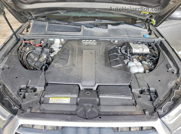 WA1LAAF71JD033730 2018 AUDI Q7 Gray 