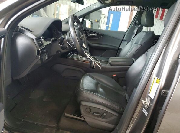 WA1LAAF71JD033730 2018 AUDI Q7 Gray 