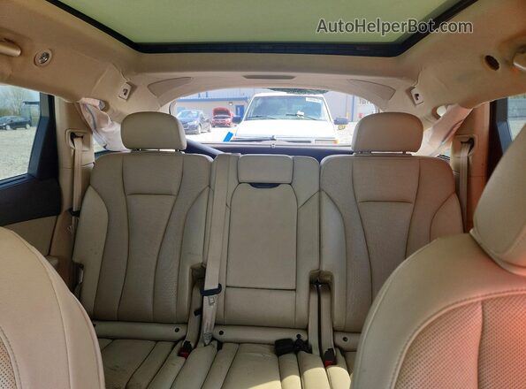 WA1LAAF72HD005042 2017 AUDI Q7 White Vista de los asientos traseros