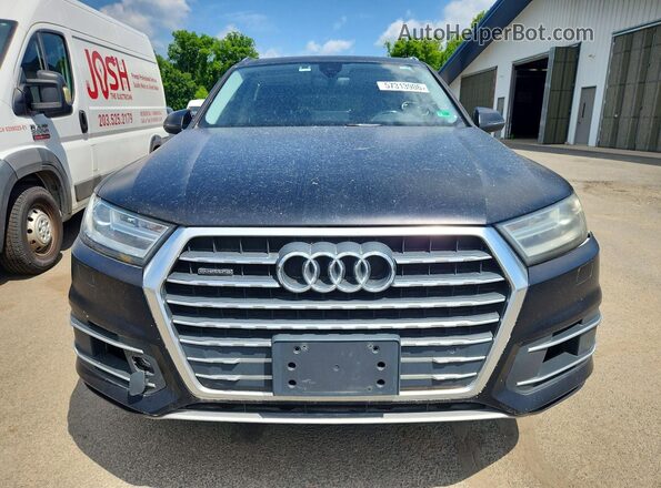 WA1LAAF72HD040325 2017 AUDI Q7 Black Widok z przodu