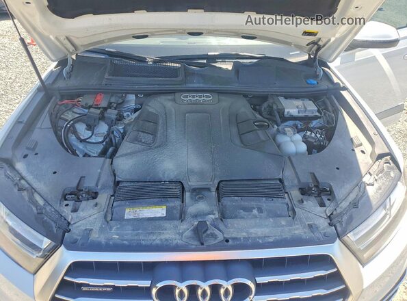 WA1LAAF72JD024714 2018 AUDI Q7 White 