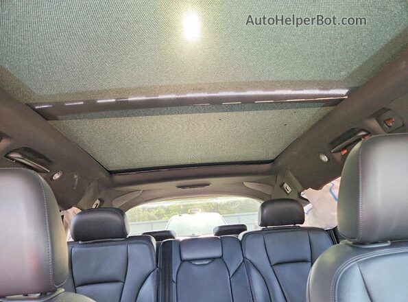 WA1LAAF73HD033920 2017 AUDI Q7 Silver Вид задніх сидінь