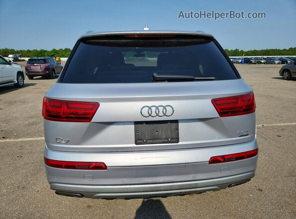 WA1LAAF73HD033920 2017 AUDI Q7 Silver Вид ззаду