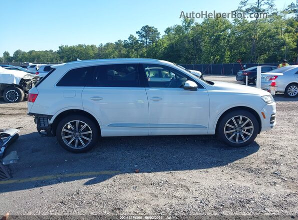WA1LAAF73JD009235 2018 AUDI Q7 White Սալոնի 360 աստիճան տեսք