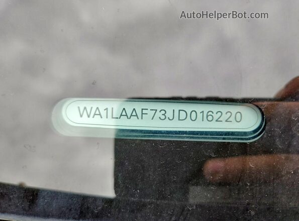 WA1LAAF73JD016220 2018 AUDI Q7 Black ძრავის განყოფილების ხედი