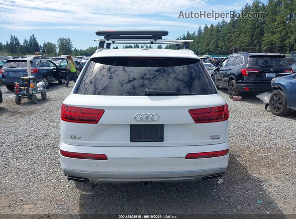 WA1LAAF74HD010680 2017 AUDI Q7 White 