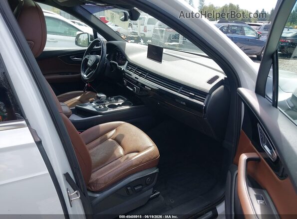 WA1LAAF74HD010680 2017 AUDI Q7 White 