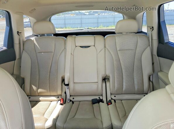 WA1LAAF74HD021260 2017 AUDI Q7 White უკანა სავარძლების ხედი