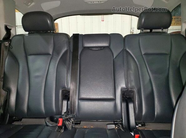 WA1LAAF75KD043775 2019 AUDI Q7 Silver Հետևի նստատեղերի տեսք
