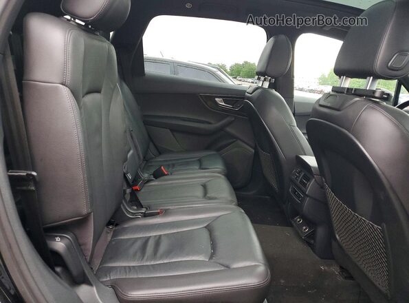 WA1LAAF76HD013788 2017 AUDI Q7 Black Սալոնի հետևի տեսք
