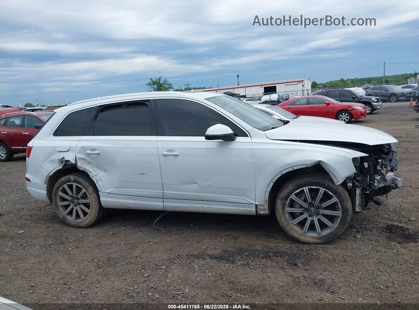 WA1LAAF76KD021980 2019 AUDI Q7 White უკანა სალონის ხედი