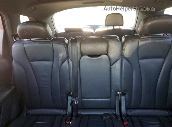 WA1LAAF78HD010097 2017 AUDI Q7 Black Widok tylnych siedzeń