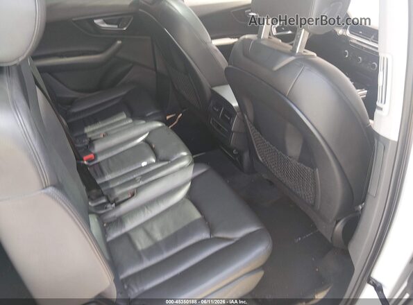 WA1LAAF78HD042872 2017 AUDI Q7 White Вид наклейки з VIN-кодом