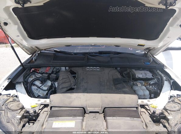 WA1LAAF78HD042872 2017 AUDI Q7 White Вид ззаду