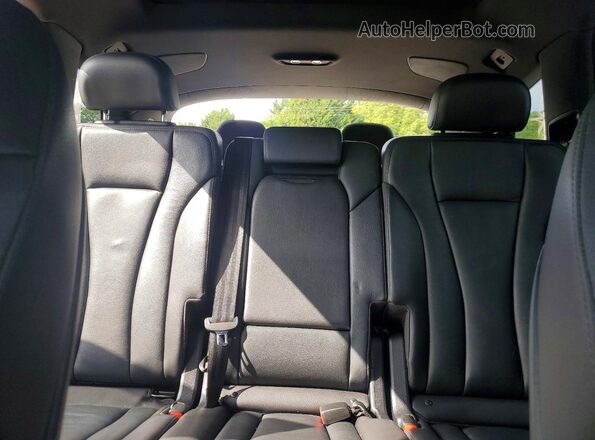 WA1LAAF78JD011742 2018 AUDI Q7 Black 