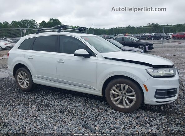 WA1LAAF78KD042152 2019 AUDI Q7 White უკანა სალონის ხედი