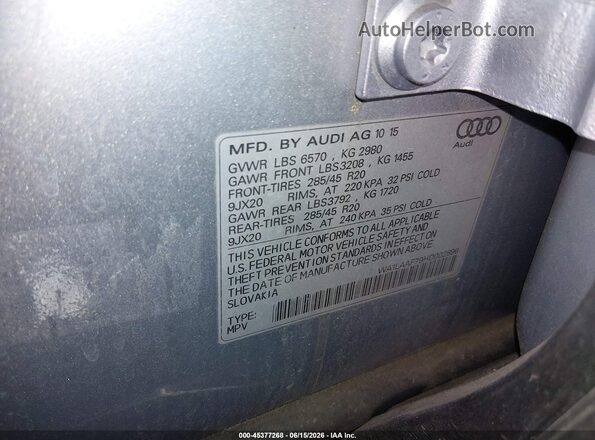 WA1LAAF79HD002896 2017 AUDI Q7 Silver Vista del compartimento del motor