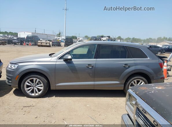 WA1LAAF79HD019844 2017 AUDI Q7 Gray 360 interior view