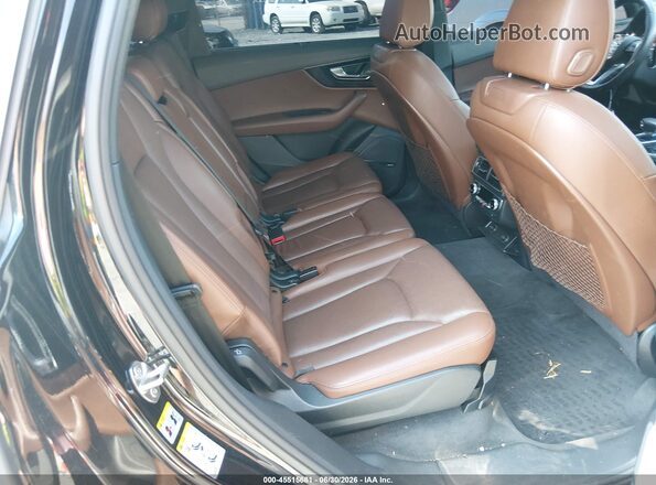 WA1LAAF79HD027586 2017 AUDI Q7 Черный Вид наклейки с VIN-кодом