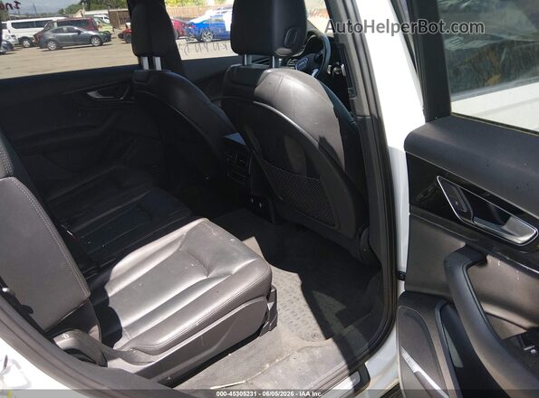 WA1LAAF79JD004623 2018 AUDI Q7 White Вид наклейки з VIN-кодом