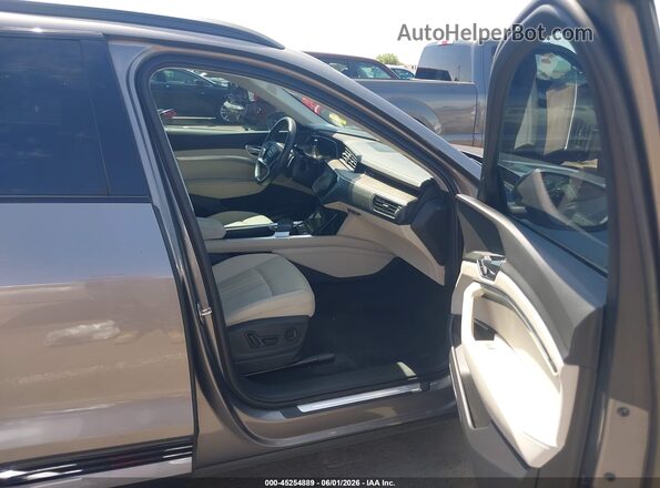 WA1LAAGE2NB009838 2022 AUDI E-TRON Gray 