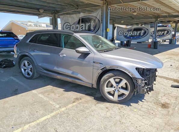 WA1LAAGE4KB005916 2019 AUDI E-TRON Gray Front right