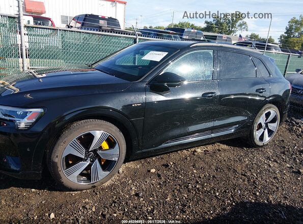 WA1LAAGE8NB006538 2022 AUDI E-TRON Black Панорамний вид салону 360°