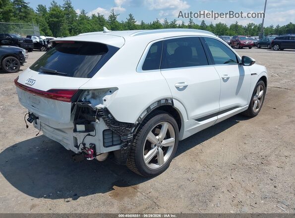 WA1LAAGEXKB022848 2019 AUDI E-TRON White Rear right