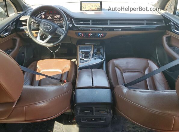 WA1LABF72HD058524 2017 AUDI Q7 White Dashboard view