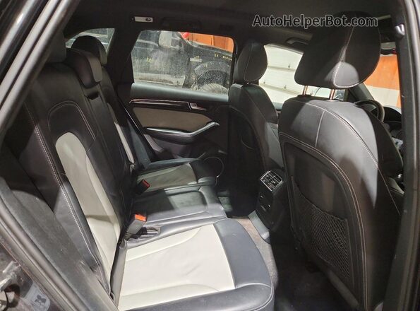 WA1LCAFP0GA047171 2016 AUDI SQ5 Gray Rear interior view