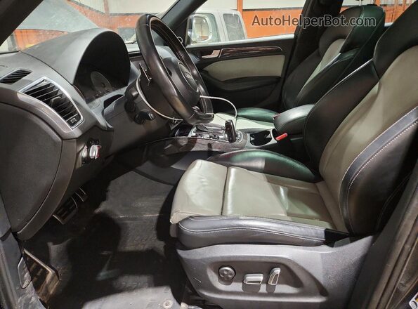 WA1LCAFP0GA047171 2016 AUDI SQ5 Gray Front interior view