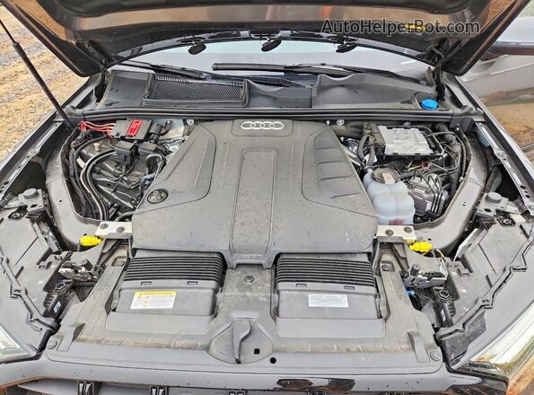 WA1LCBF74SD009116 2025 AUDI Q7 Gray Widok komory silnika