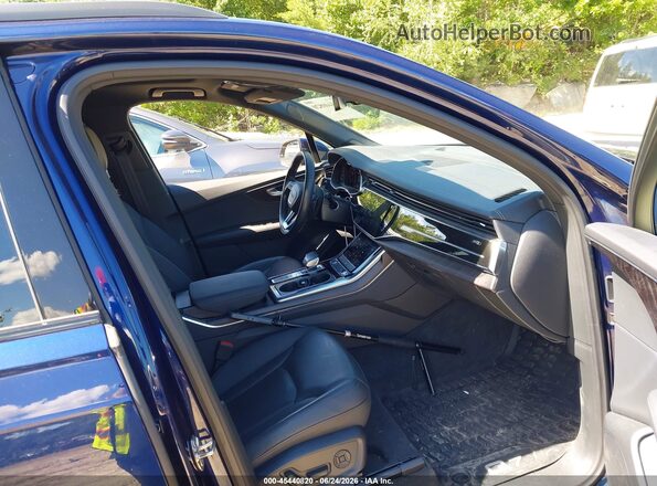WA1LCBF75PD022593 2023 AUDI Q7 Blue Widok wnętrza z przodu