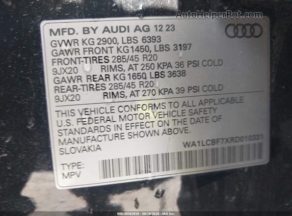 WA1LCBF7XRD010331 2024 AUDI Q7 Black Widok komory silnika