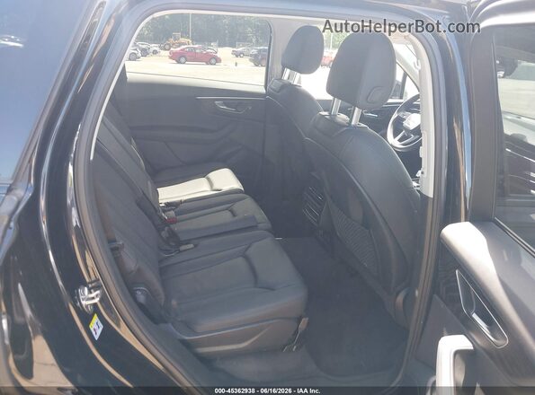WA1LCBF7XRD010331 2024 AUDI Q7 Black Widok naklejki z numerem VIN