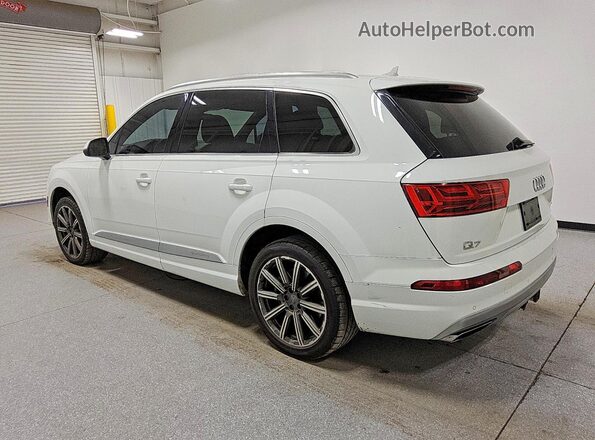 WA1LHAF70HD044594 2017 AUDI Q7 White 