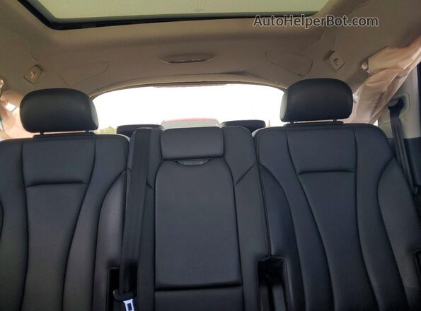 WA1LHAF74HD039060 2017 AUDI Q7 Black Widok tylnych siedzeń