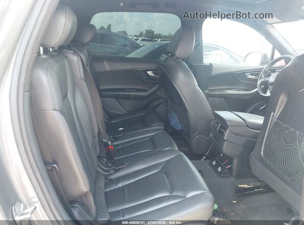 WA1LHAF74HD044761 2017 AUDI Q7 Gray VIN კოდის სტიკერის ხედი