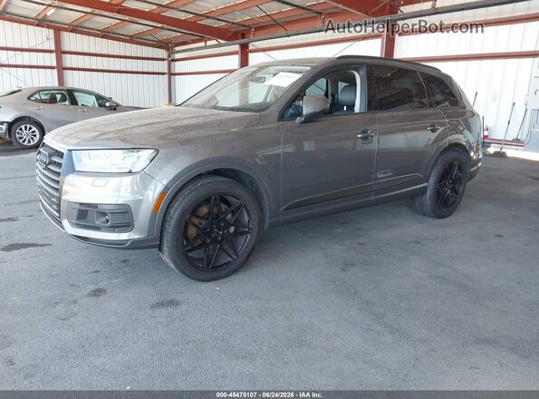 WA1LHAF75HD045188 2017 AUDI Q7 Gray Front left