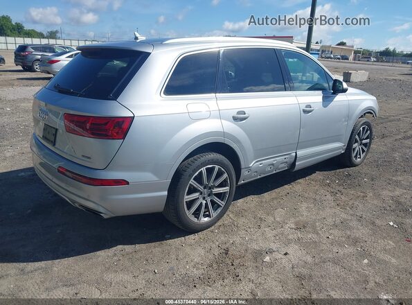 WA1LHAF76JD054469 2018 AUDI Q7 Gray Задня права чверть