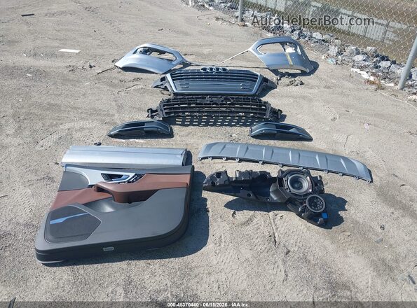 WA1LHAF76JD054469 2018 AUDI Q7 Gray Вид щитка приладів