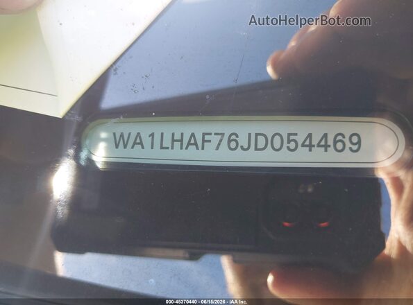 WA1LHAF76JD054469 2018 AUDI Q7 Gray 