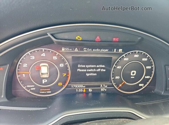 WA1LHAF77JD005183 2018 AUDI Q7 Silver Սարքավորումների վահանակի տեսք