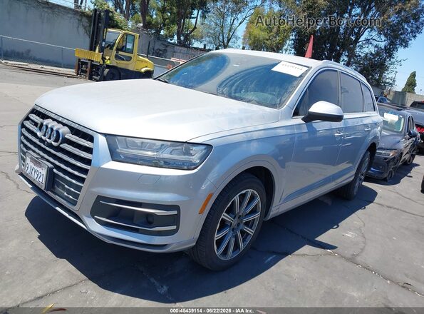 WA1LHAF79JD001751 2018 AUDI Q7 Silver Vista tres cuartos delantera izquierda