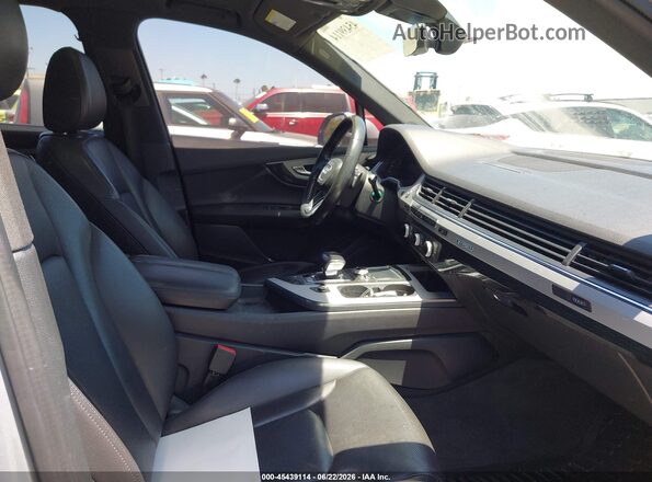 WA1LHAF79JD001751 2018 AUDI Q7 Silver Vista interior delantera