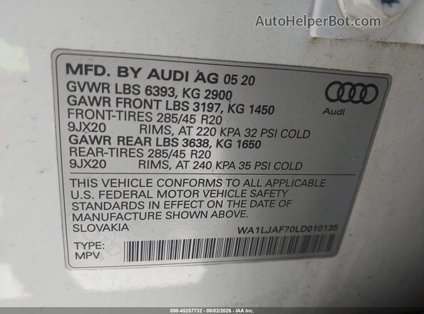 WA1LJAF70LD010135 2020 AUDI Q7 White Engine compartment view