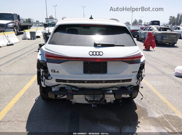 WA1LUBFZ1RP060323 2024 AUDI Q4 White 