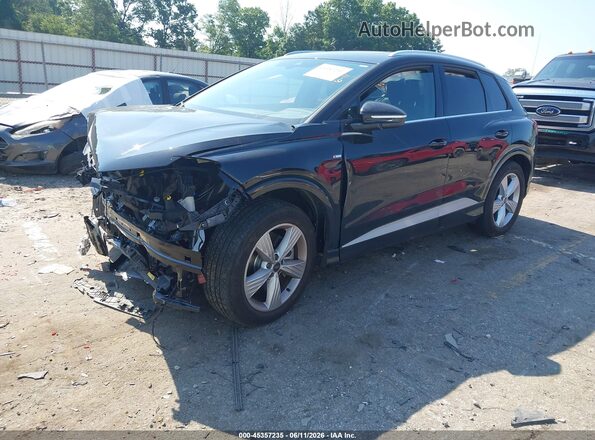 WA1LUBFZ6RP057675 2024 AUDI Q4 Black Przód lewy